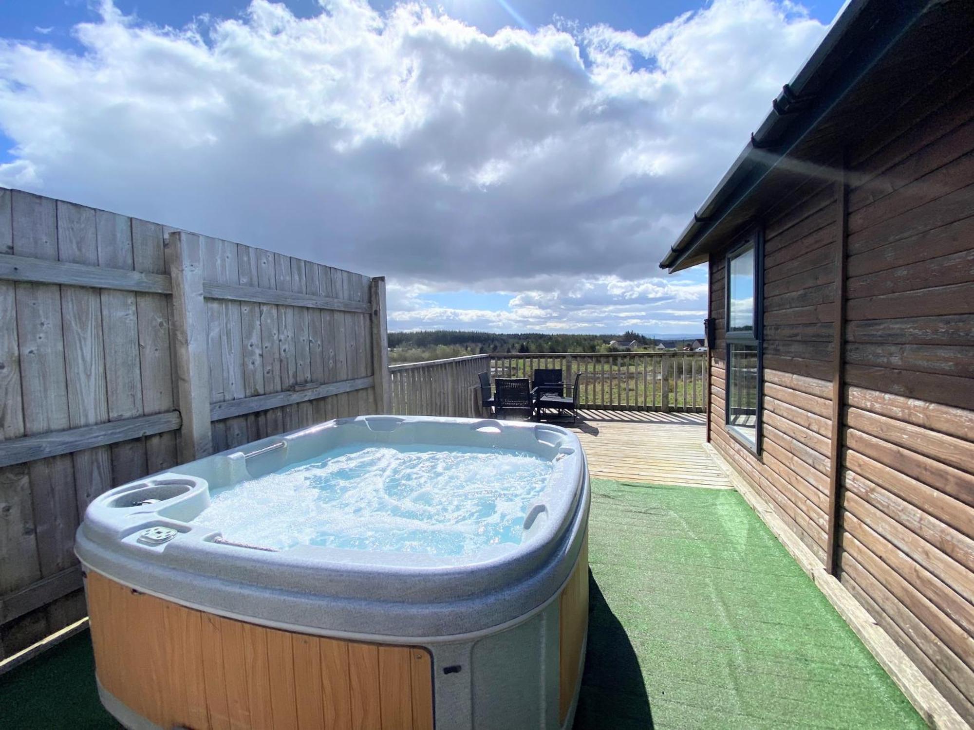 فيلا Benarty 11 With Private Hot Tub - Fife - Loch Leven - Lomond Hills - Pet Friendly Kelty المظهر الخارجي الصورة