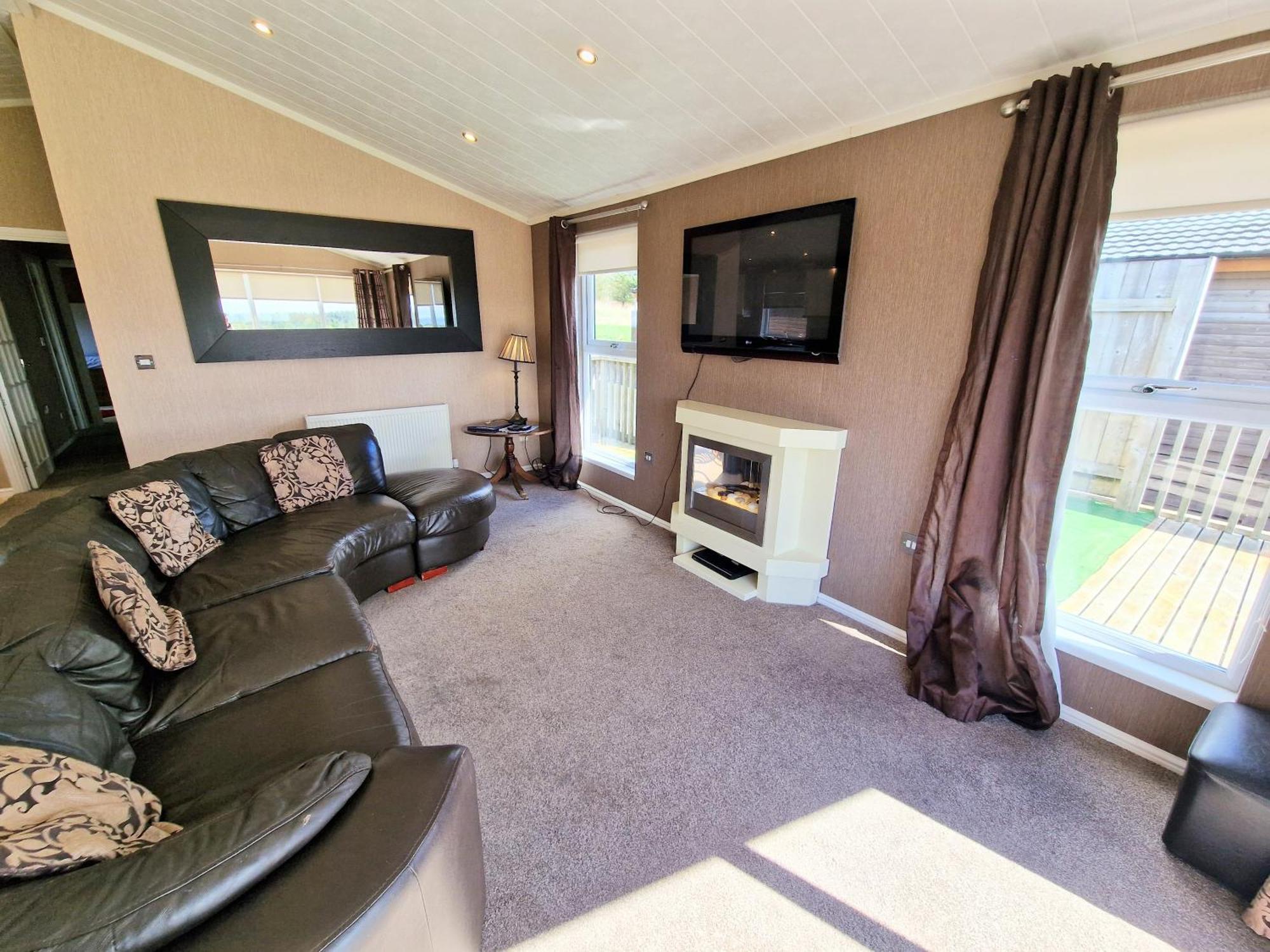 فيلا Benarty 11 With Private Hot Tub - Fife - Loch Leven - Lomond Hills - Pet Friendly Kelty المظهر الخارجي الصورة