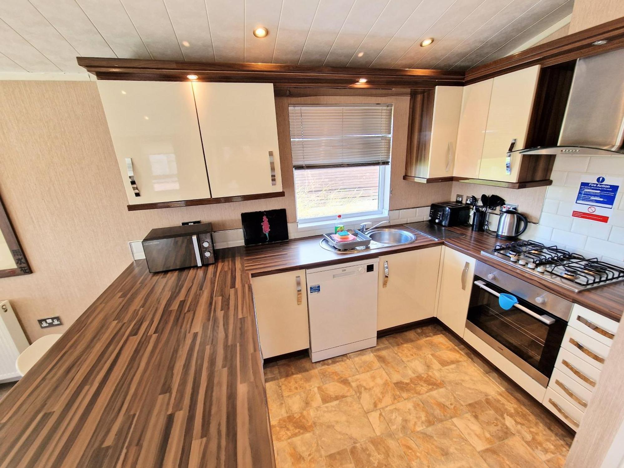 فيلا Benarty 11 With Private Hot Tub - Fife - Loch Leven - Lomond Hills - Pet Friendly Kelty المظهر الخارجي الصورة